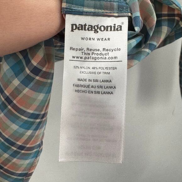 Patagonia plaid snap button down shirt - Picture 4 of 5